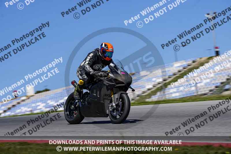 motorbikes;no limits;peter wileman photography;portimao;portugal;trackday digital images